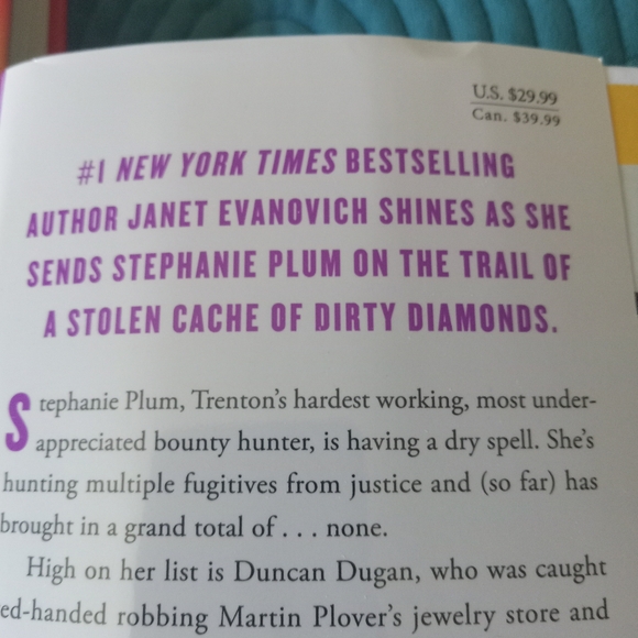 Janet Evanovich: Dirty Thirty AND Lean Mean Thirteen Hardbacks Set of 2 - Picture 4 of 6